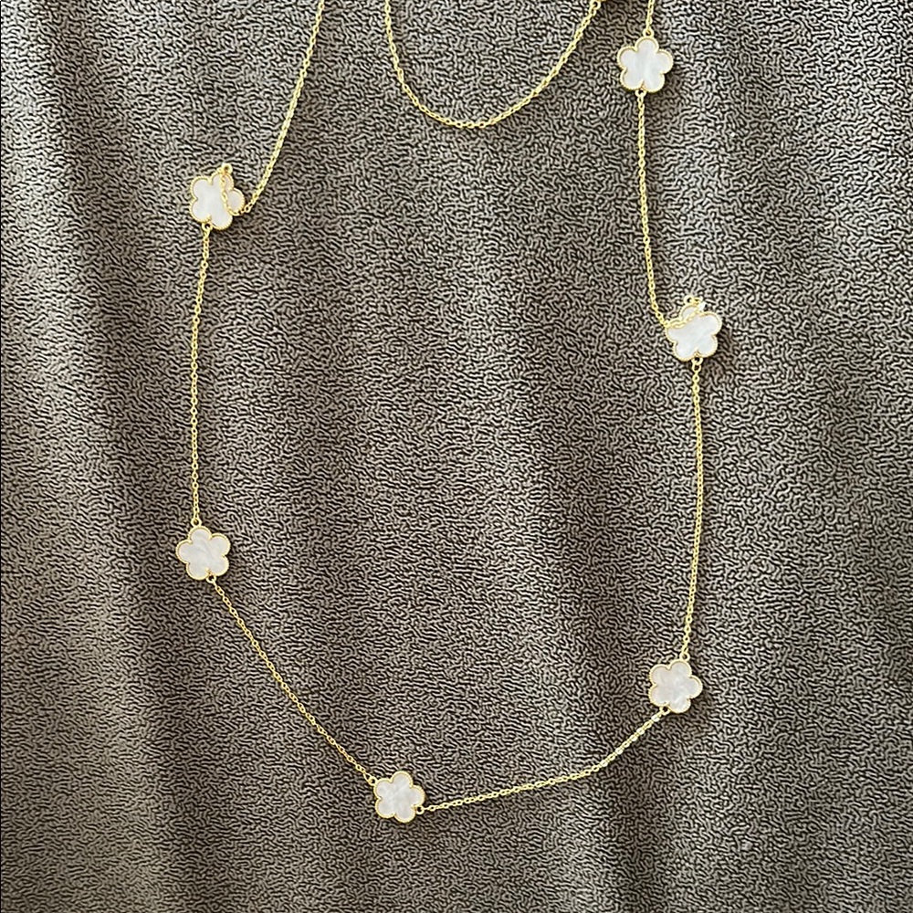 Elegant Gold and White Floral Necklace